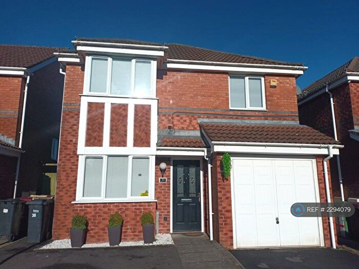 4 Bedroom Detached House To Rent In Pear Tree Drive, Farnworth, Bolton, BL4