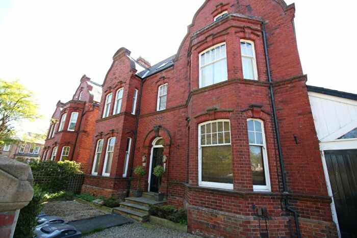 2 Bedroom Flat To Rent In Abbey Road, Darlington, DL3