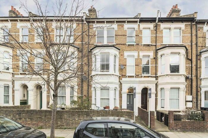 2 Bedroom Flat To Rent In Croxley Road, London, W9
