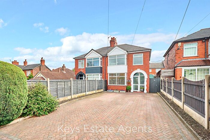 3 Bedroom Semi-Detached House For Sale In Dividy Road, Bucknall, Stoke-On-Trent, ST2