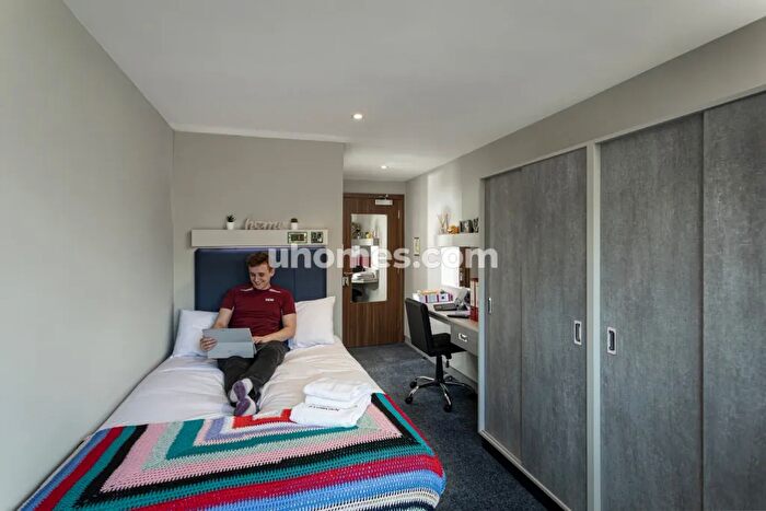 1 Bedroom Flat To Rent In Walnut Gardens, Exeter, EX4