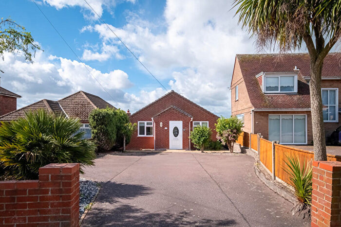 3 Bedroom Detached Bungalow For Sale In Norwich Road, Caister-On-Sea, Norfolk, NR30