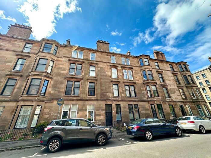 3 Bedroom Flat To Rent In Ruthven Street, Hillhead, Glasgow, G12
