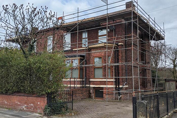 3 Bedroom Semi-Detached House For Sale In Oak Bank Avenue, Blackley, Manchester, M9