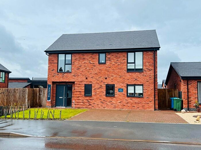 4 Bedroom Detached House To Rent In Styrrup Road, Harworth, Doncaster, DN11