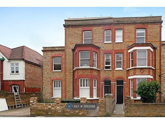 2 Bedroom Flat To Rent In Griffiths Road, London, SW19