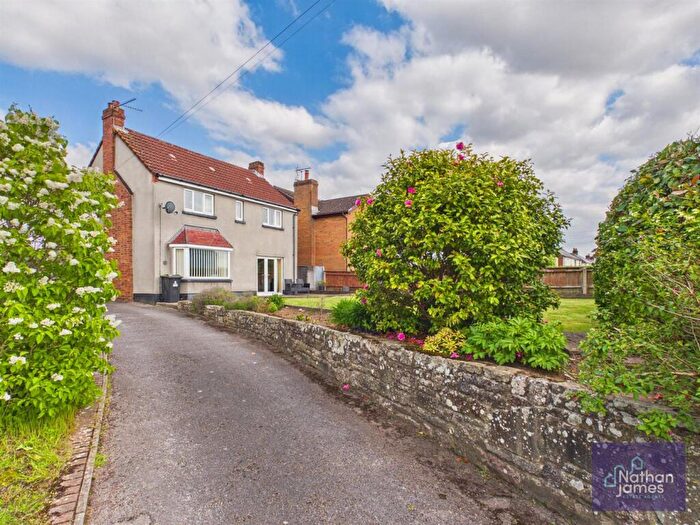 4 Bedroom Detached House For Sale In Newport Road, Caldicot, NP26