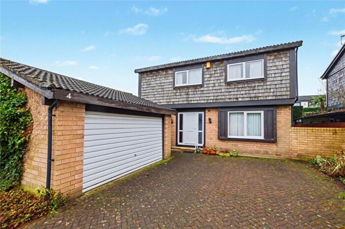 4 Bedroom Detached House For Sale In Mill Hill Square, Rothwell, Leeds, West Yorkshire, LS26