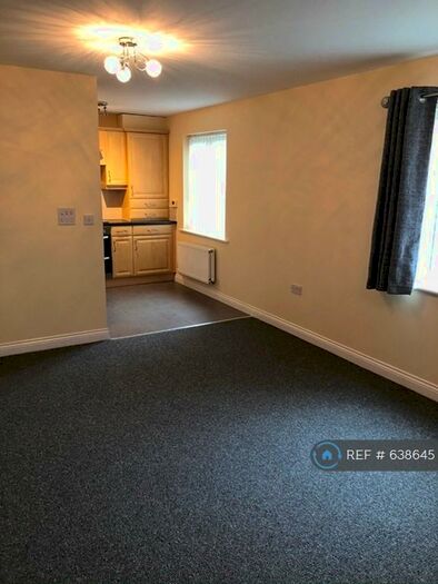 2 Bedroom Flat To Rent In West Allotment, Newcastle Upon Tyne, NE27