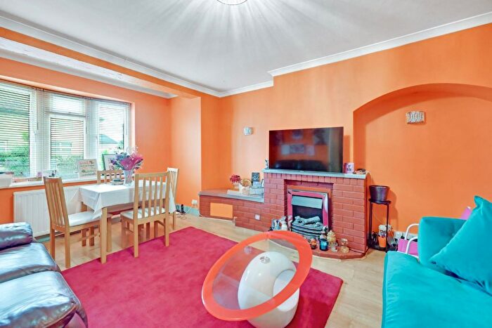 2 Bedroom Terraced House To Rent In Lillechurch Road, Dagenham, RM8