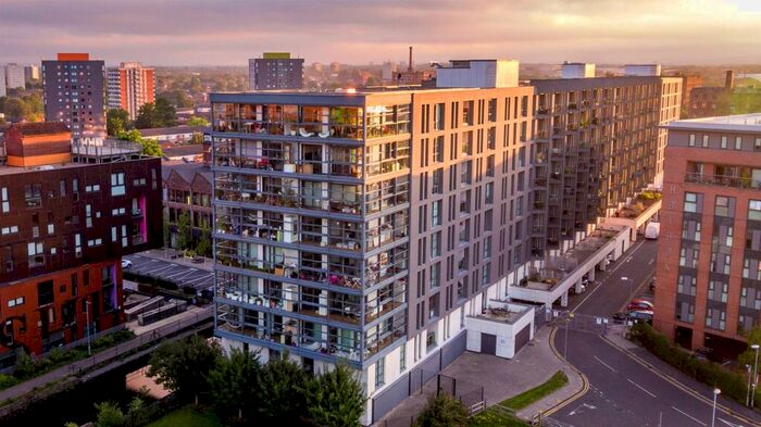 2 Bedroom Apartment To Rent In Milliners Wharf, Manchester, M4
