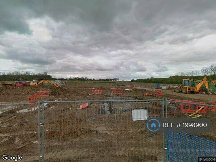 2 Bedroom Flat To Rent In Bonaire Grange, Milton Keynes, MK3