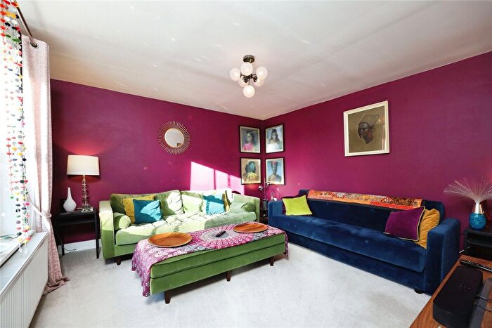 4 Bedroom Detached House For Sale In St. Peters Court, Havenstreet, Ryde, Isle Of Wight, PO33
