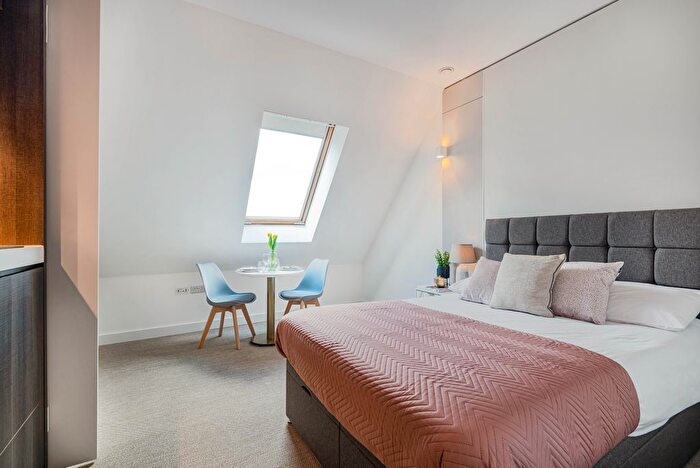 Studio To Rent In Staines Road, Hounslow, London, TW3