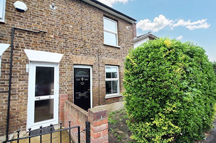 2 Bedroom End Terrace House For Sale In Pole Hill Road, Uxbridge, UB10