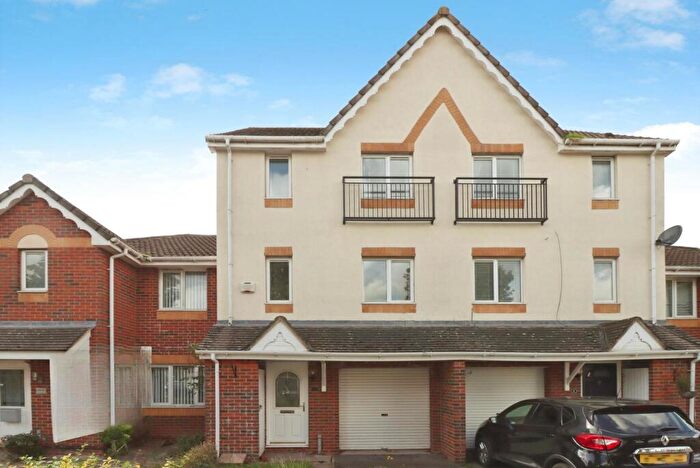 3 Bedroom Semi-Detached House For Sale In Johnson Road, Emersons Green, Bristol, BS16