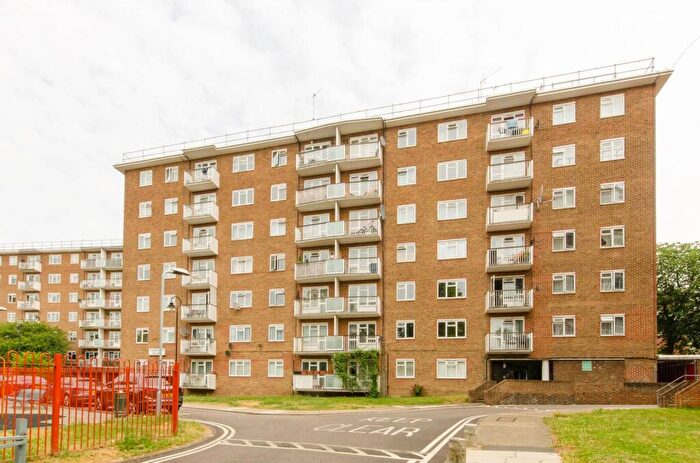 2 Bedroom Flat To Rent In Harben Road, South Hampstead, London, NW6