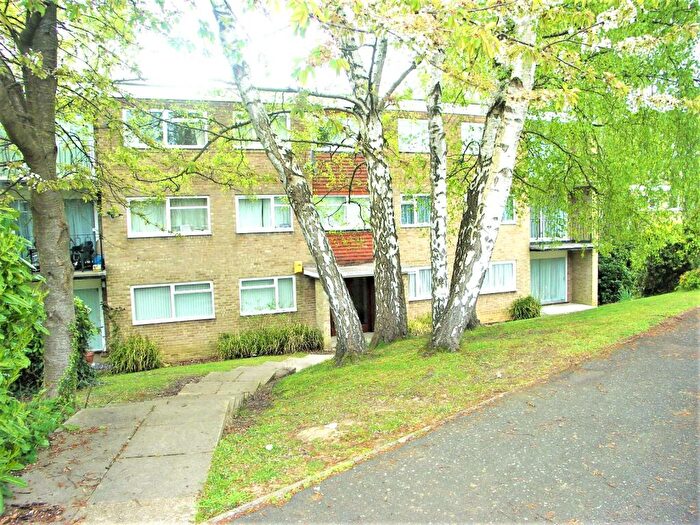 2 Bedroom Flat To Rent In Sandell Court, Bassett, SO16