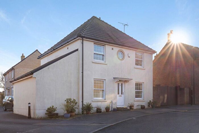 3 Bedroom Detached House For Sale In School Drive, Crossways, DT2