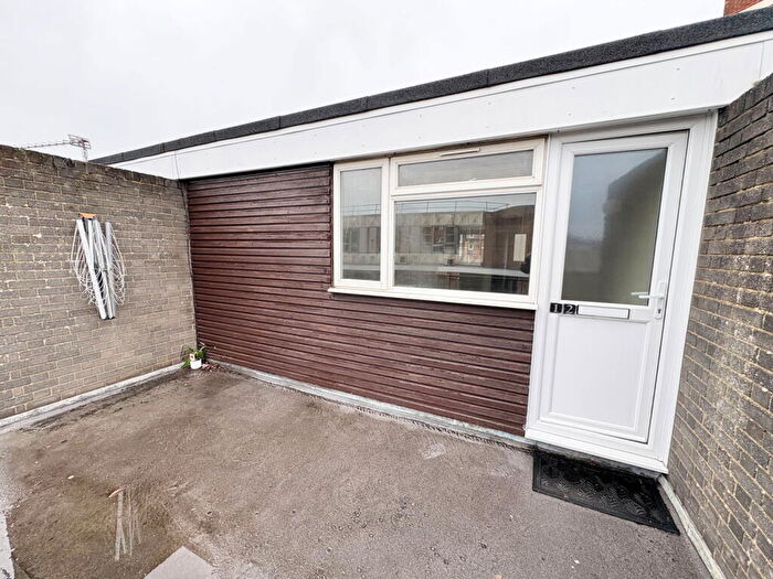 1 Bedroom Flat For Sale In Stokesway, Stoke Road, Gosport, PO12