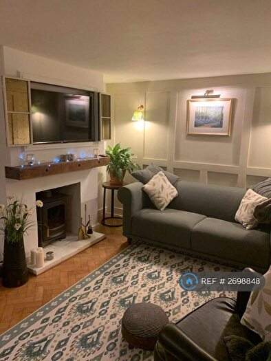 2 Bedroom End Of Terrace House To Rent In Winchester Street, Overton, RG25