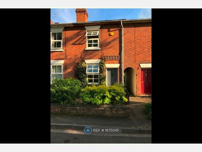 2 Bedroom Terraced House To Rent In Waterworks Road, Worcester, WR1