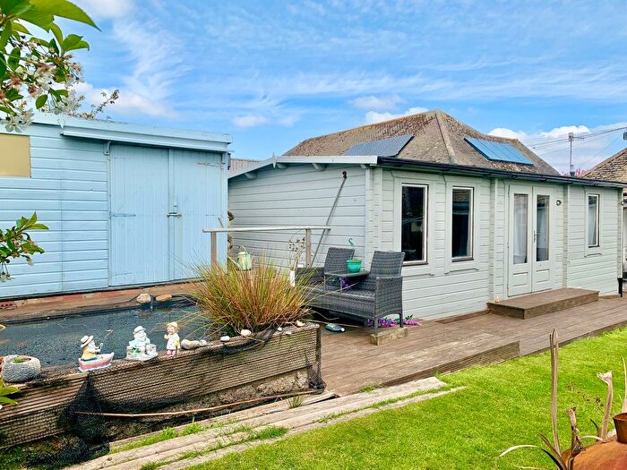 2 Bedroom Detached Bungalow For Sale In York Road, Bexhill-On-Sea, TN40