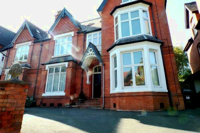 2 Bedroom Flat To Rent In Moseley, Birmingham B13
