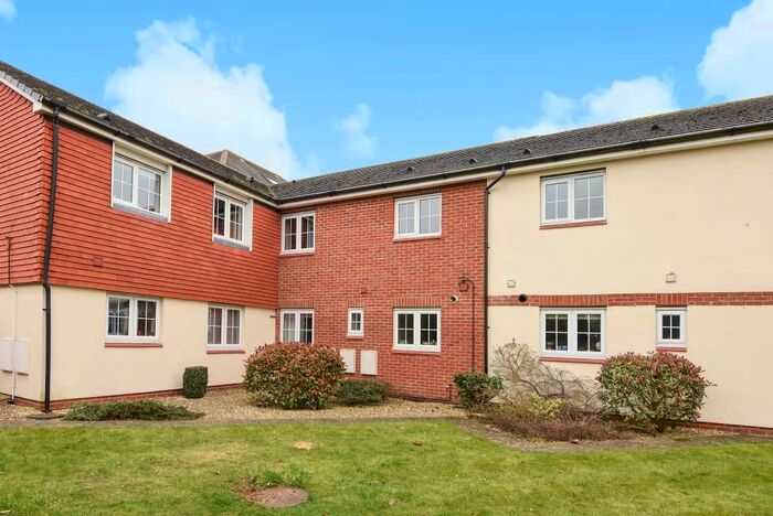1 Bedroom Maisonette For Sale In Radley, Abingdon, Oxfordshire, OX14
