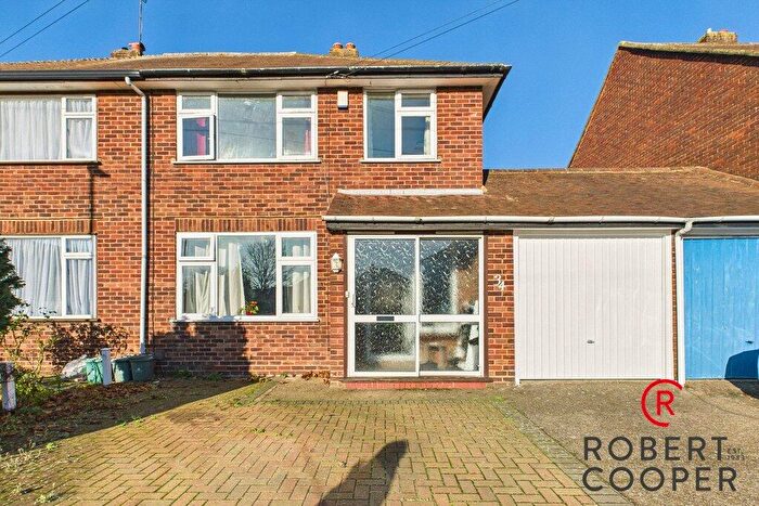 3 Bedroom Semi Detached House To Rent In Rydal Way, South Ruislip, HA4