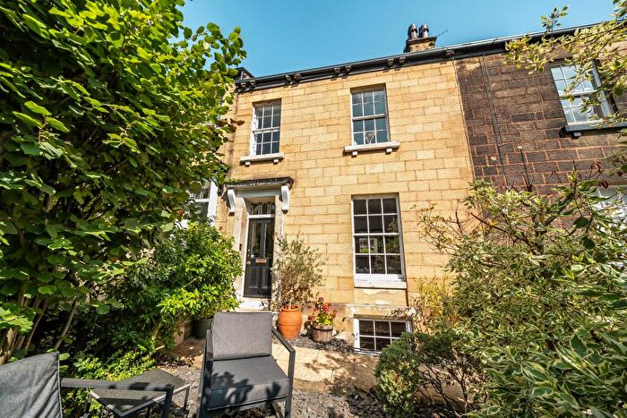 4 Bedroom Town House For Sale In Harrogate Road, Chapel Allerton, Leeds, LS7
