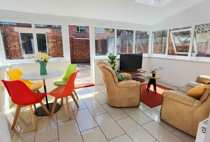 4 Bedroom Terraced House To Rent In Talbot Road, Southsea, PO4