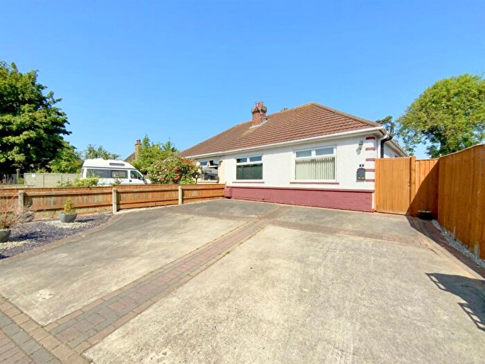 3 Bedroom Semi-Detached Bungalow For Sale In Southfield Avenue, Scartho, DN33