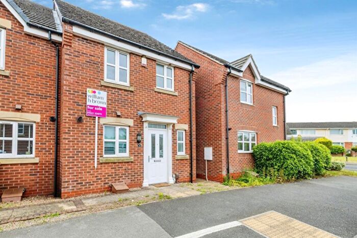 3 Bedroom End Of Terrace House For Sale In Deansleigh, Lincoln, LN1