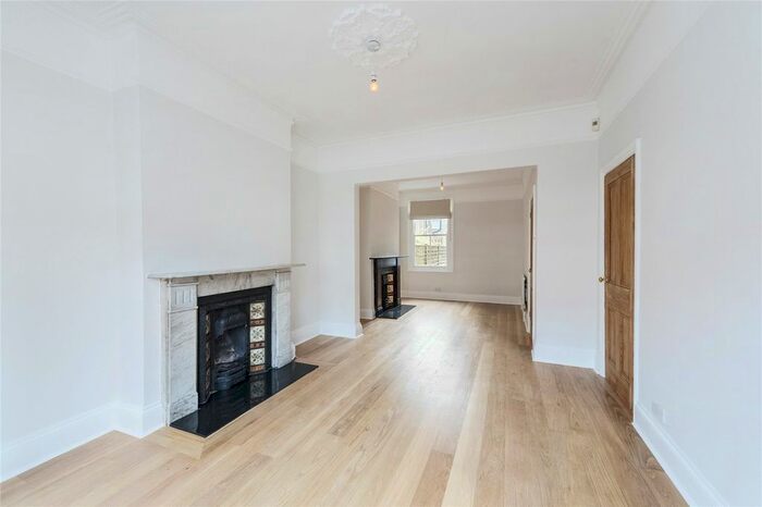 4 Bedroom Terraced House To Rent In Fielding Road, Chiswick, London, W4