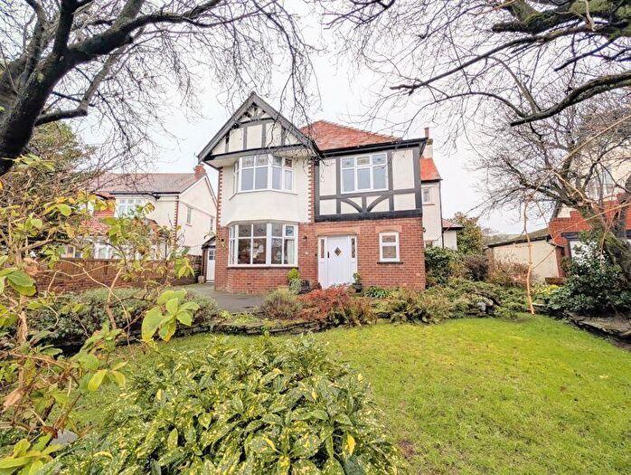 4 Bedroom Detached House To Rent In Golf Open - Hartley Crescent, Birkdale - Sleeps, PR8