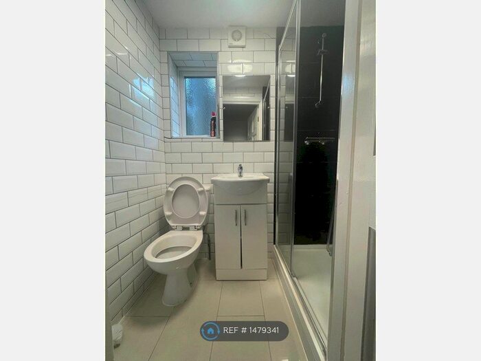 5 Bedroom Terraced House To Rent In Bow Common Lane, London, E3