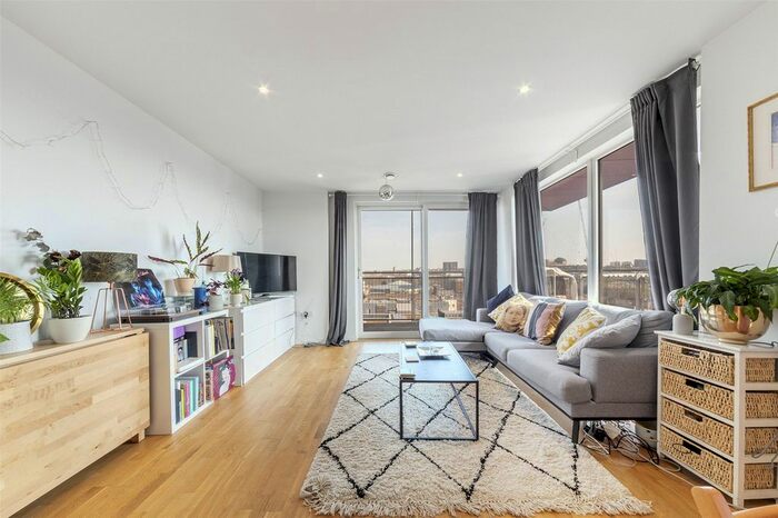 2 Bedroom Flat To Rent In Octavius Street, London, SE8