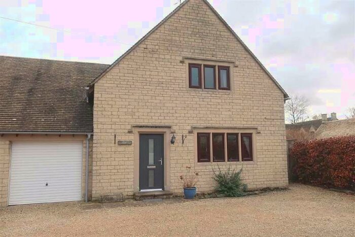 3 Bedroom Semi-Detached House To Rent In Nethercote Farm Drive, Bourton-on-the-water, Gloucestershire, GL54