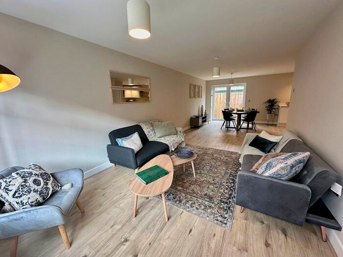 1 Bedroom Flat For Sale In Apartment, Whittle House, Warwick Street, Earlsdon, Coventry, CV5