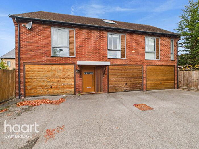 2 Bedroom Coach House For Sale In Huntsman Road, Trumpington, Cambridge, CB2