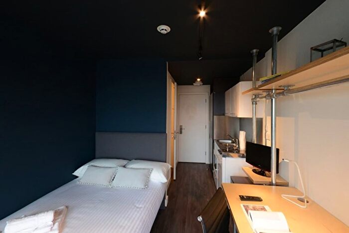 Studio To Rent In Frying Pan Alley, London, E1