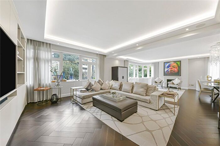 5 Bedroom Apartment To Rent In Avenue Road, London, NW8