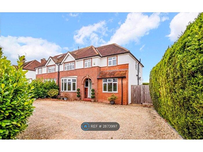 5 Bedroom Semi-Detached House To Rent In Roundwood View, Banstead, SM7