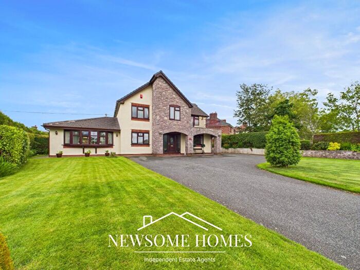 4 Bedroom Detached House For Sale In St. Asaph Road, Lloc, CH8