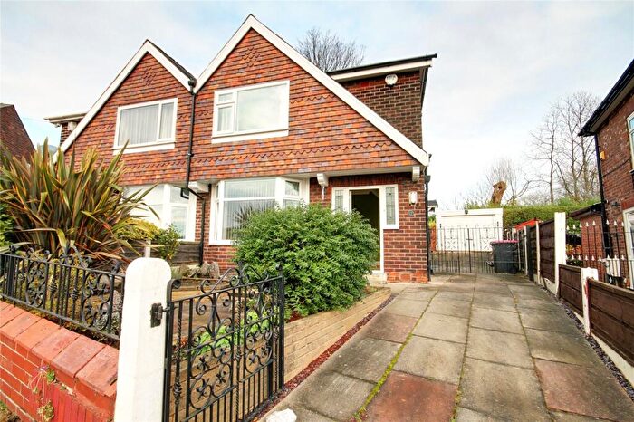 3 Bedroom Semi-Detached House To Rent In Burnside Avenue, Salford, Greater Manchester, M6