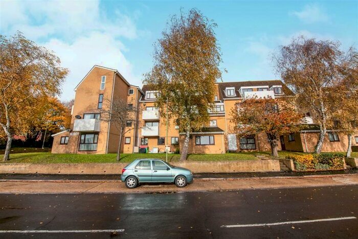 2 Bedroom Apartment To Rent In Frogmore, Fareham, PO14