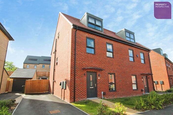 4 Bedroom Semi Detached House For Sale In Bluebell Close, Kiveton Park, Sheffield, S26