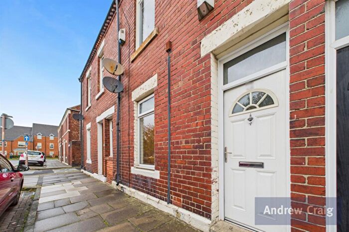 2 Bedroom Flat For Sale In Aln Street, Hebburn, NE31