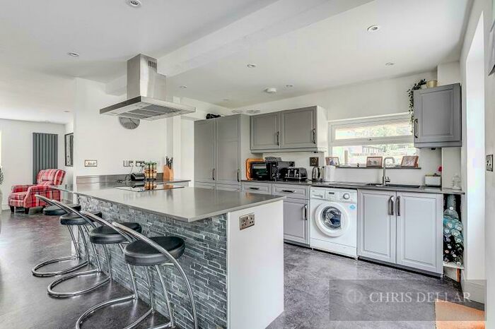 4 Bedroom Detached House For Sale In Porters Close, Buntingford, SG9